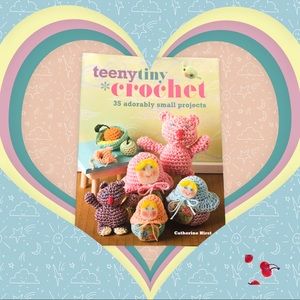 NEW BOOK “teeny tiny * crochet - 35 adorably small projects - Crochet 🧶